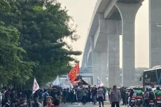Mahasiswa Aliansi UNJ...