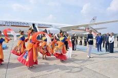 Tarian Tradisional Sambut...