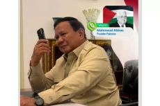 Prabowo Terima Telepon...