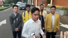 Gibran Ajak Mahasiswa...