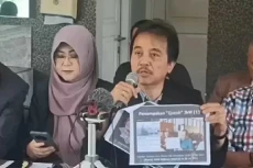Babak Baru Ijazah Jokowi,...