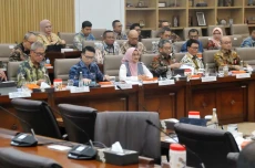Telkom Catat Pendapatan...