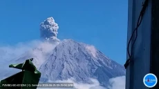 Gunung Semeru Erupsi,...