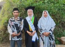 Tak Kenal Menyerah,...