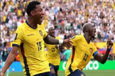 Ekuador vs Jerman 2-1:...