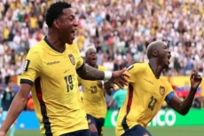 Ekuador vs Jerman 2-1:...
