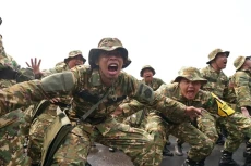 DPR Desak Latsarmil...