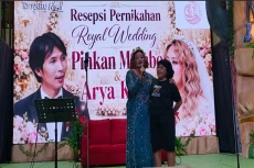 Pinkan Mambo dan Arya...