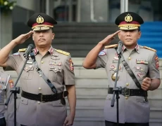 Tinggalkan Jabatan Kakorlantas,...