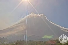 Gunung Merapi Erupsi,...