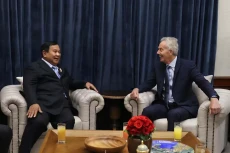 Pertemuan Prabowo dengan...