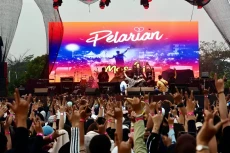Ribuan Penonton Koplove...