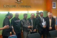 Sidang Ijazah Jokowi,...