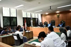 PTUN Tolak Gugatan PLK,...
