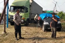 11 Orang Tewas, Truk...