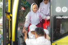 Bus Sekolah Gratis Disabilitas...