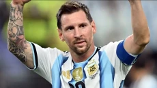 Lionel Messi Absen Latihan...