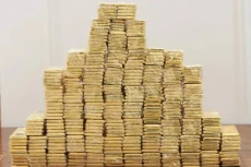 375 Kg Emas Disita Terkait...
