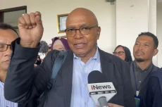 UGM Dinilai Keliru Ajukan...