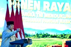 Prabowo: Anggaran Pertahanan...