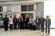 Mayjen TNI (Purn) Prihati...