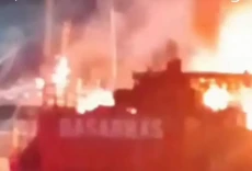 Kapal Basarnas Terbakar...