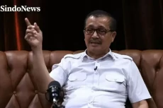 Oegroseno Buka Suara...