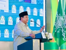 Presiden Prabowo Dijadwalkan...