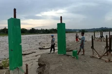 4 Jembatan Putus Akibat...
