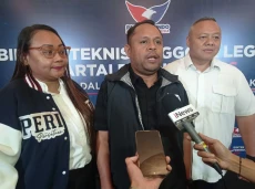 Wabup Maluku Tengah...
