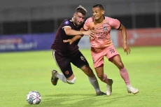 Liga 1 Indonesia : PSM...
