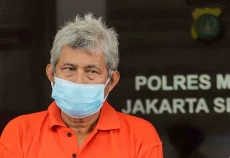 Iming-imingi Rp25 Ribu,...
