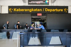 Revitalisasi, Bandara...