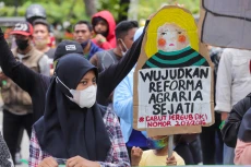 Aksi Unjuk Rasa Tolak...