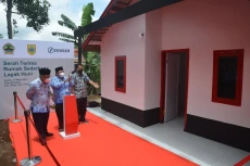 Bedah Rumah Warga Miskin...