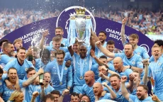 Manchester City Raih...