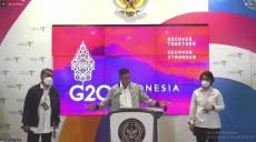Sandiaga Uno Hadiri...