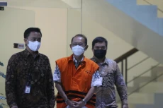 KPK Tahan Teguh Anggara...