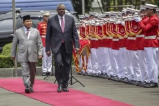 Menhan Prabowo Bertemu...