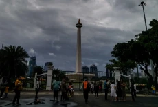 Liburan ke Monas Meski...