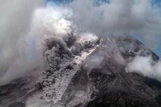 Erupsi Gunung Merapi...