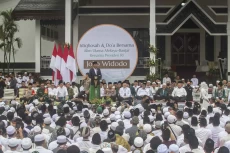 Presiden Hadiri Muktamar...