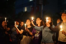 Artha Graha Peduli Peringati...