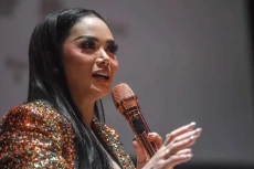 Kris Dayanti Rilis Ulang...