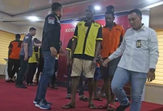 Kerap Bikin Onar, 16...