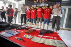 4 Polisi Gadungan Diringkus...