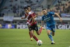 Persib Bandung Tahan...