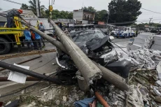 Penampakan Mobil Ringsek...