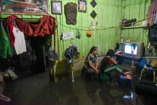 Banjir Genangi Kota...
