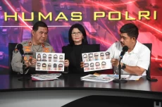 Densus 88 Tangkap 59...